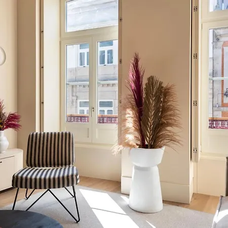 Ando Living - Santa Catarina House Porto