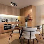 Ando Living - Santa Catarina House Porto