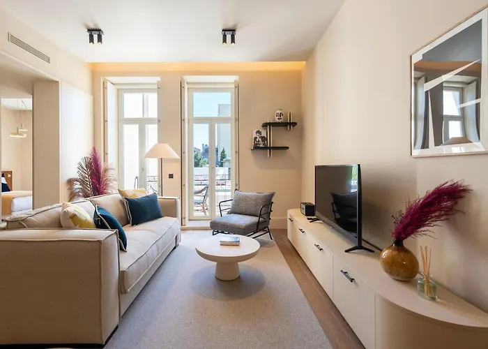 Ando Living - Santa Catarina House Porto